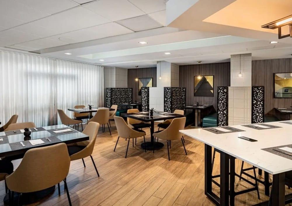 Hilton Garden Inn Los Angeles / Hollywood Екстер'єр фото