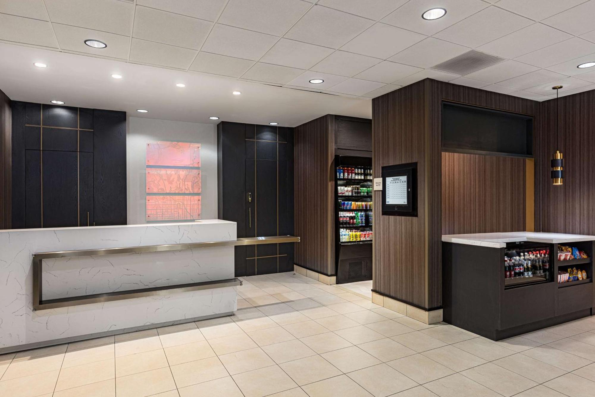 Hilton Garden Inn Los Angeles / Hollywood Екстер'єр фото