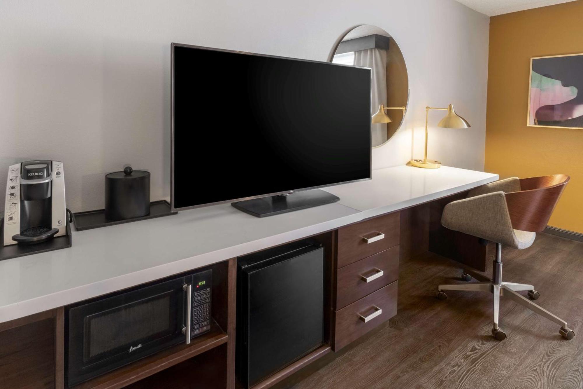 Hilton Garden Inn Los Angeles / Hollywood Екстер'єр фото