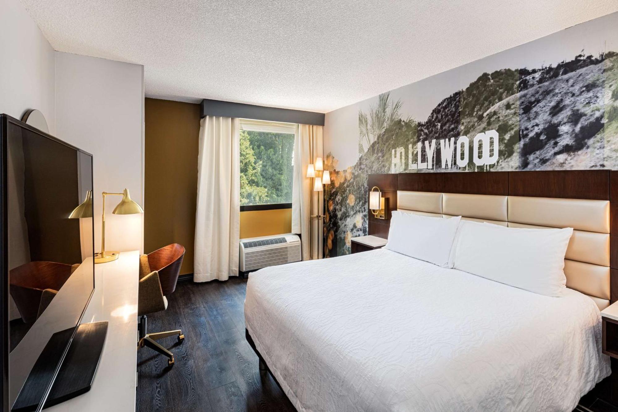 Hilton Garden Inn Los Angeles / Hollywood Екстер'єр фото