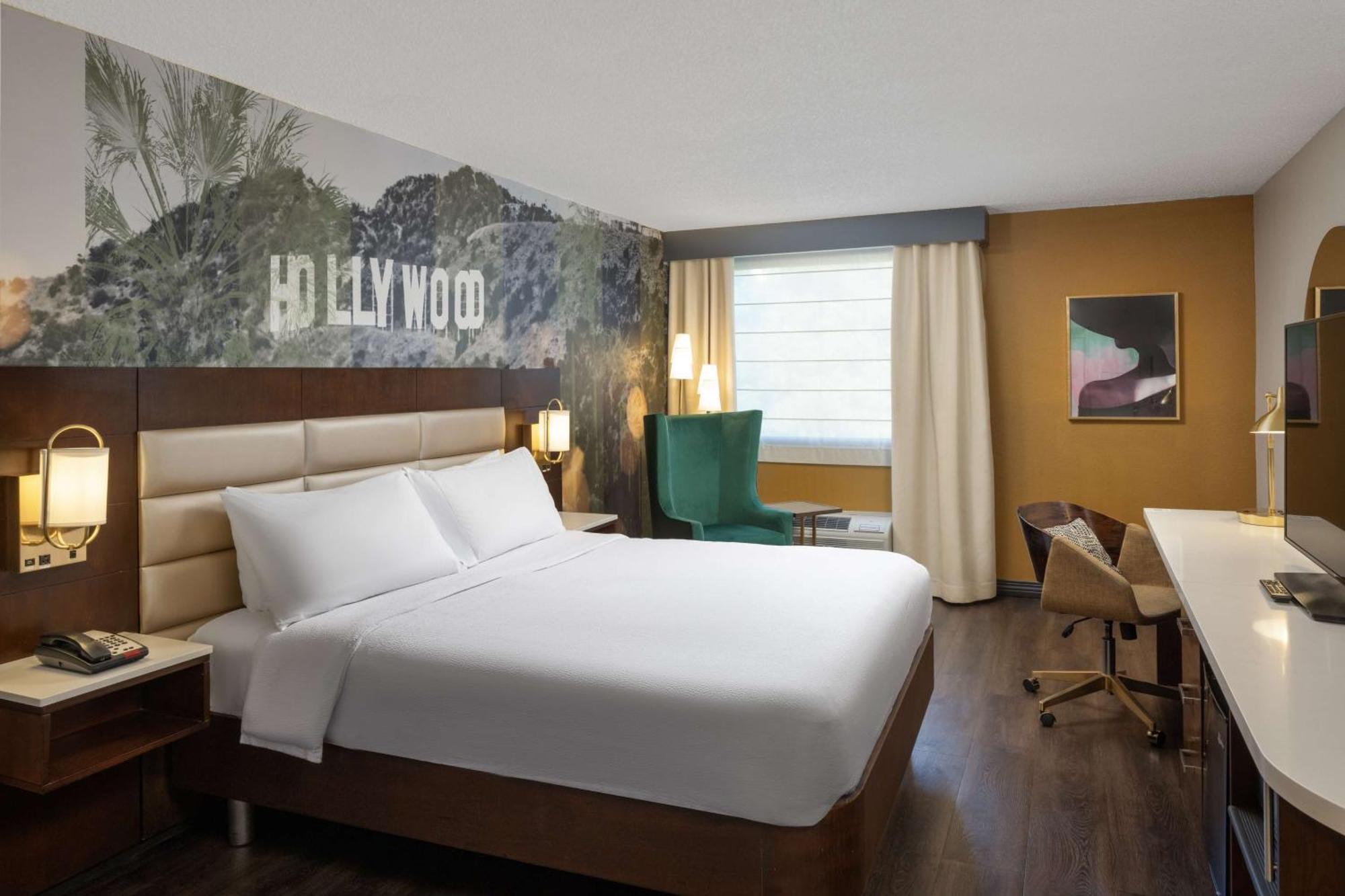 Hilton Garden Inn Los Angeles / Hollywood Екстер'єр фото