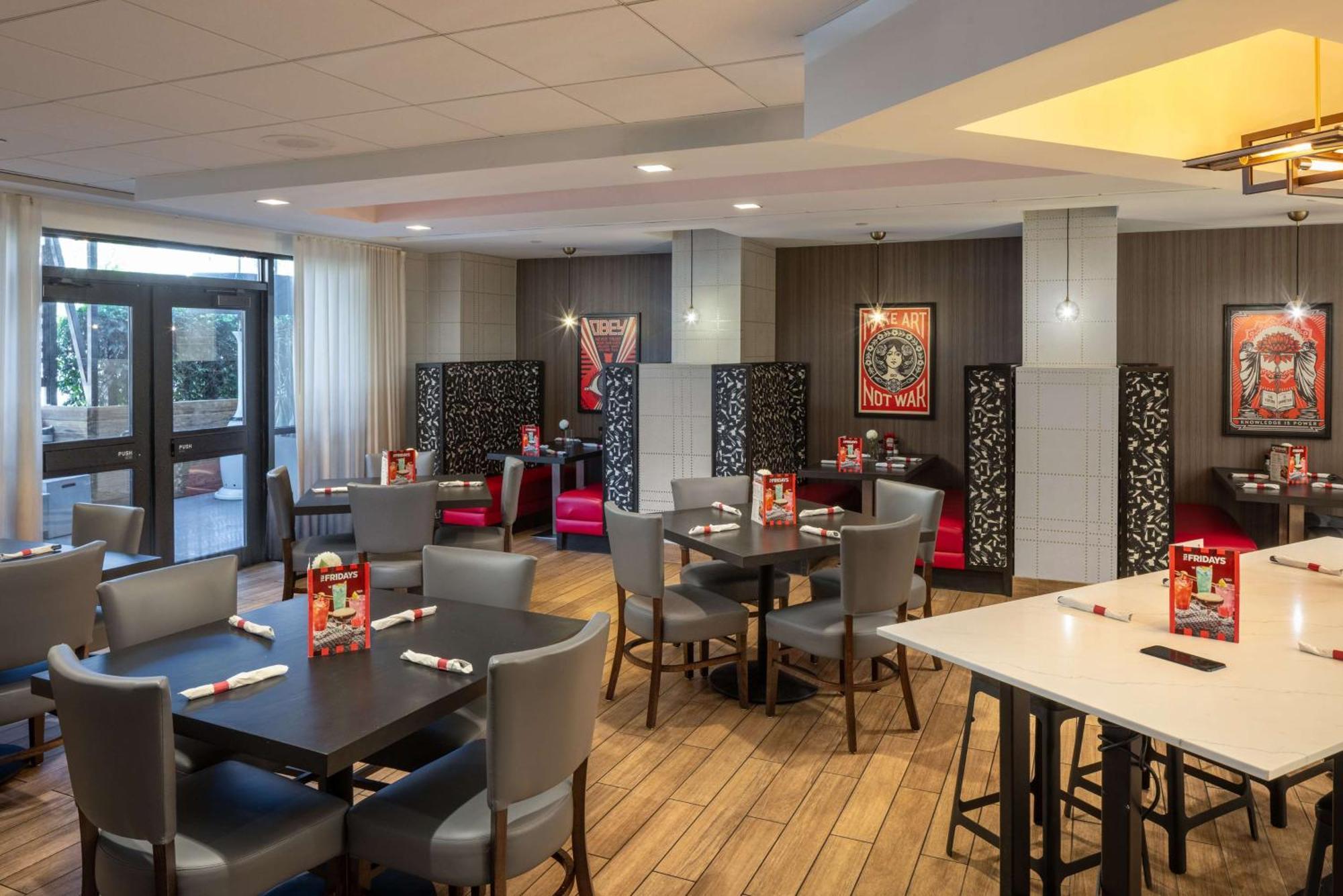 Hilton Garden Inn Los Angeles / Hollywood Екстер'єр фото