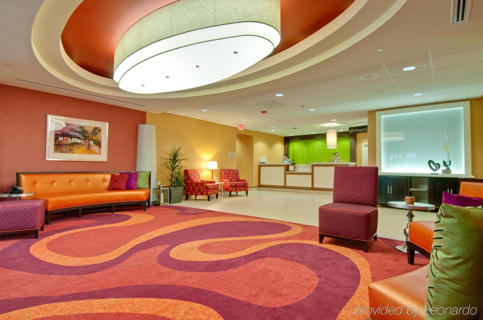 Hilton Garden Inn Los Angeles / Hollywood Інтер'єр фото