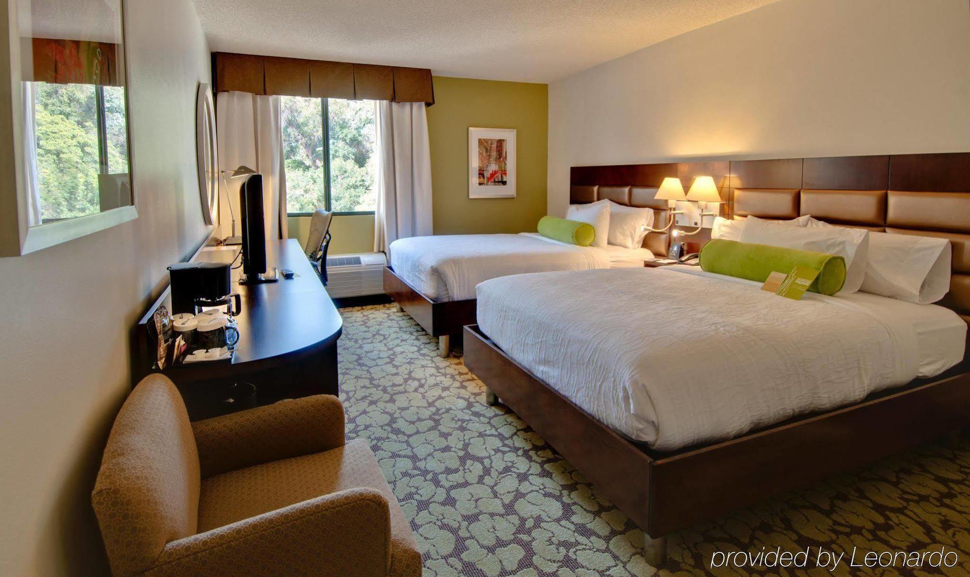 Hilton Garden Inn Los Angeles / Hollywood Номер фото