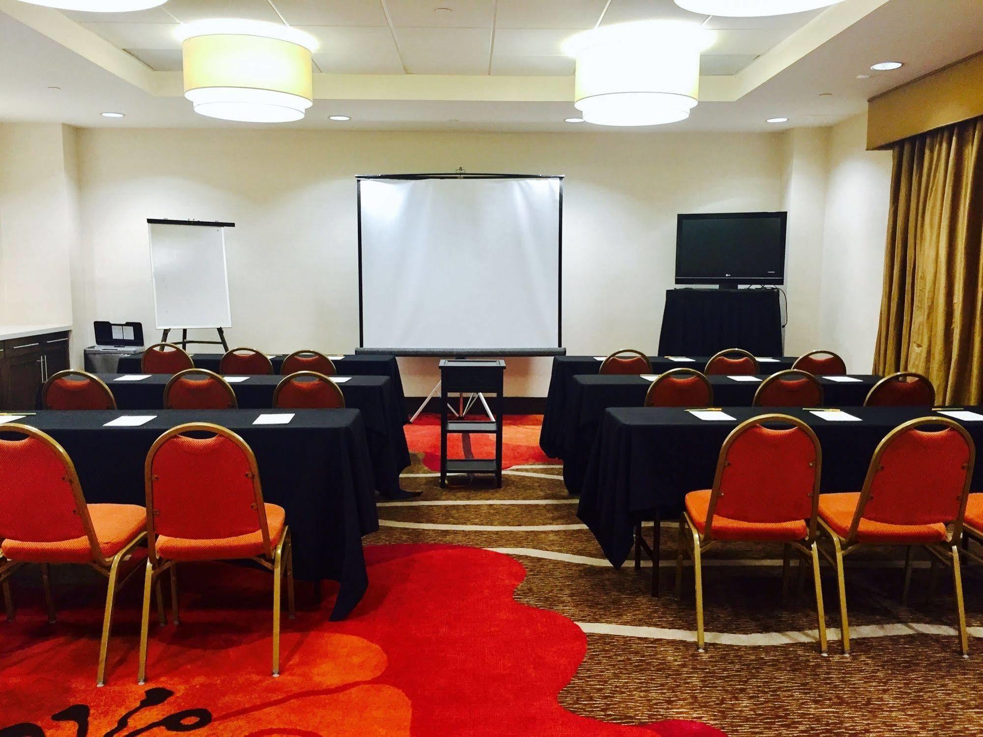 Hilton Garden Inn Los Angeles / Hollywood Екстер'єр фото