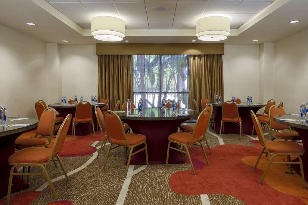 Hilton Garden Inn Los Angeles / Hollywood Зручності фото