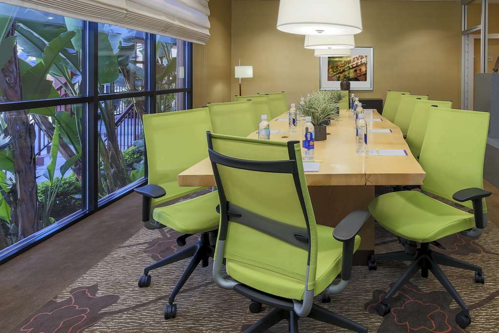 Hilton Garden Inn Los Angeles / Hollywood Зручності фото