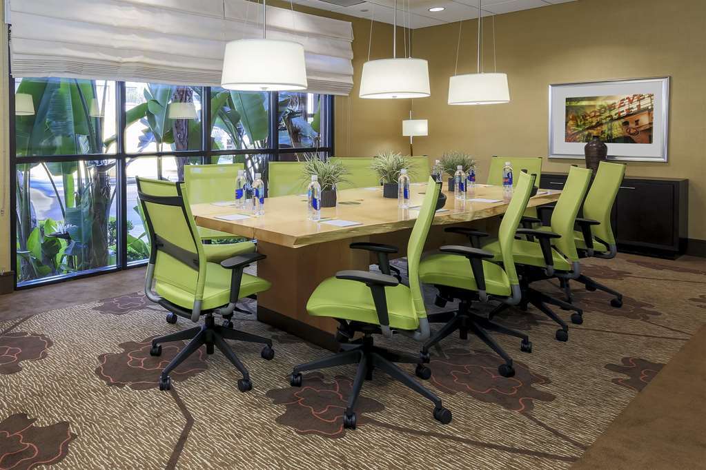 Hilton Garden Inn Los Angeles / Hollywood Зручності фото